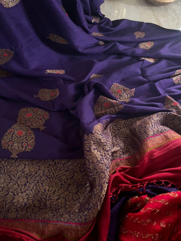Pure Handloom Munga Tussar Banarasi Saree With Kadhua Weave Zari - Image 2