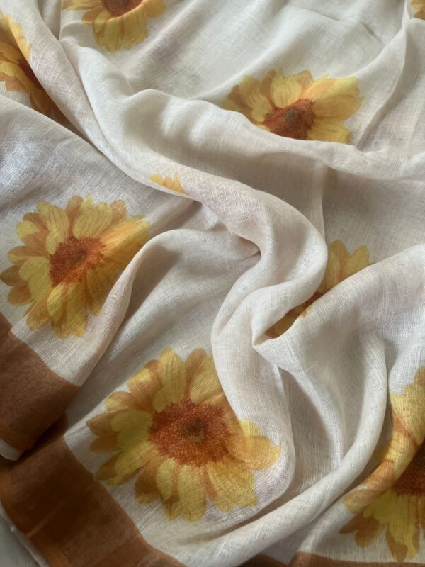 Pure Linen By Linen Digital Print Saree - Image 2