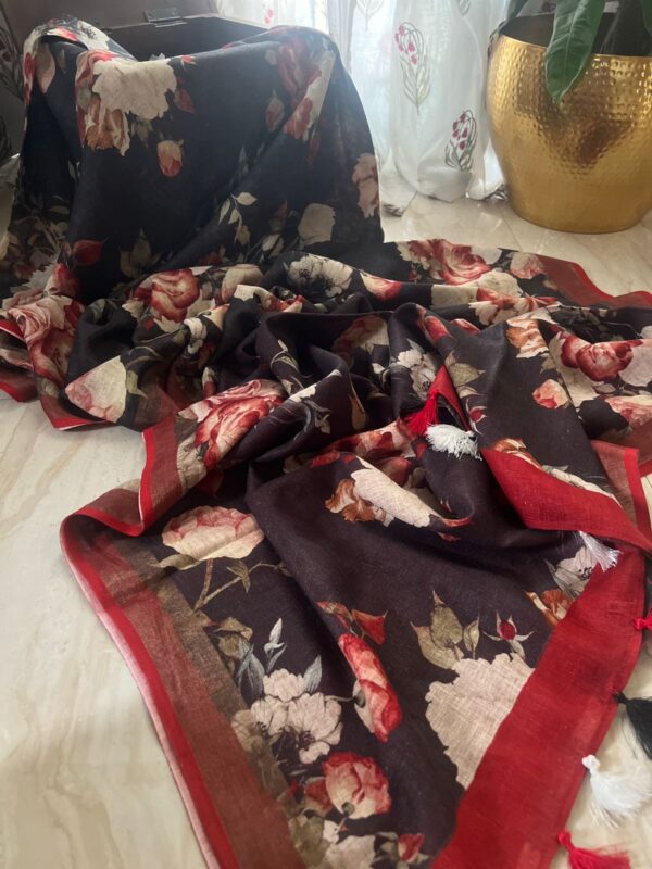 Pure Linen By Linen Digital Print Saree - Image 2