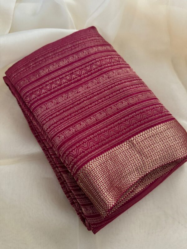 Pure Handloom Mysore Brocade Crepe Silk Saree With Zari Weave - Image 2