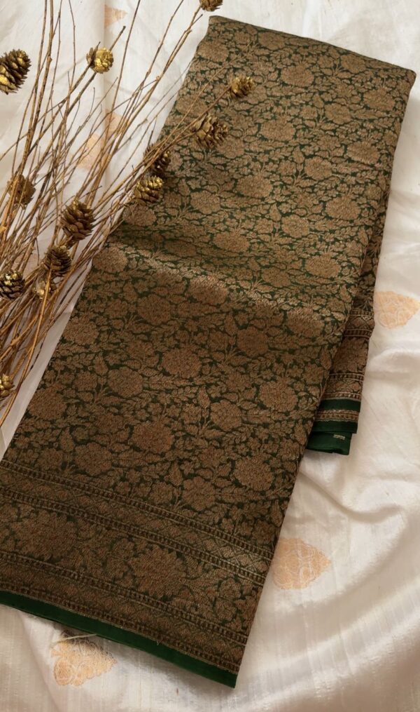 Pure Handloom Kora Brocade Banarasi Saree With Zari Weave