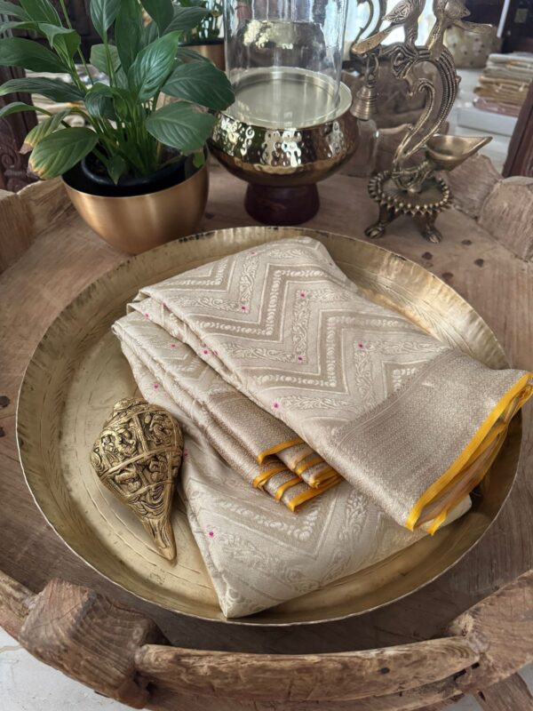 Pure Mysore Brocade Crepe Silk Saree With Meenakari Zari Weave - Image 2