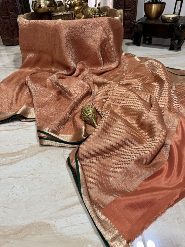 Pure Mysore Brocade Crepe Silk Saree With Zari Weave - Image 4