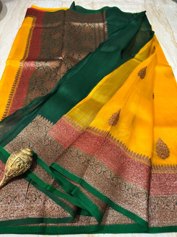 Pure Handloom Kora Banarasi Kadua Weave Zari