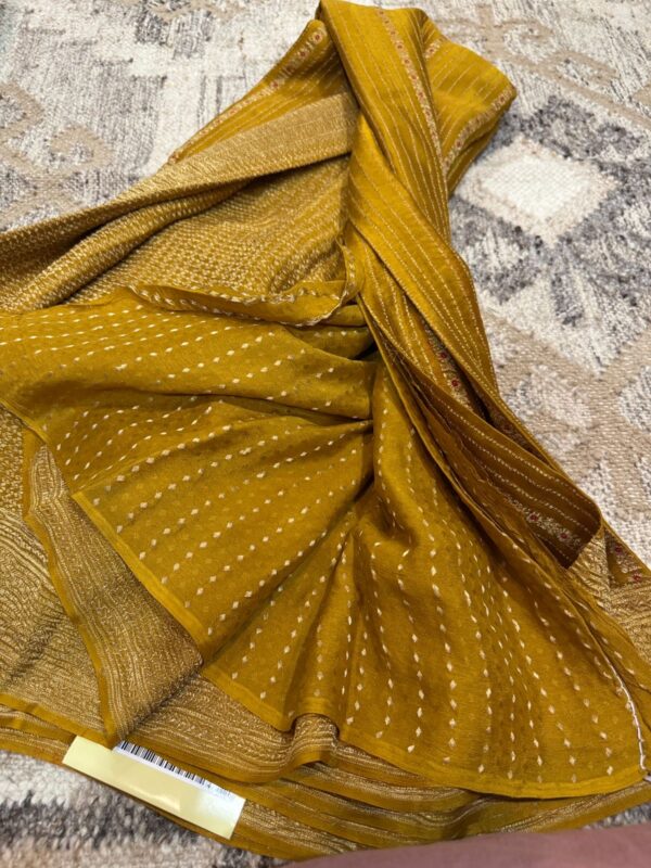 Pure Mysore Brocade Crush Zari Meenakari Weave Crepe Saree - Image 6