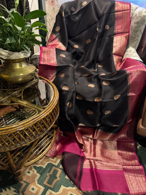 Pure Handloom Kora Banarasi Saree