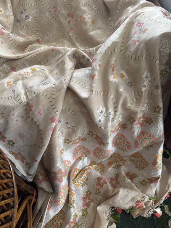 Pure Handloom Banarasi Tussar Georgette Saree - Image 5