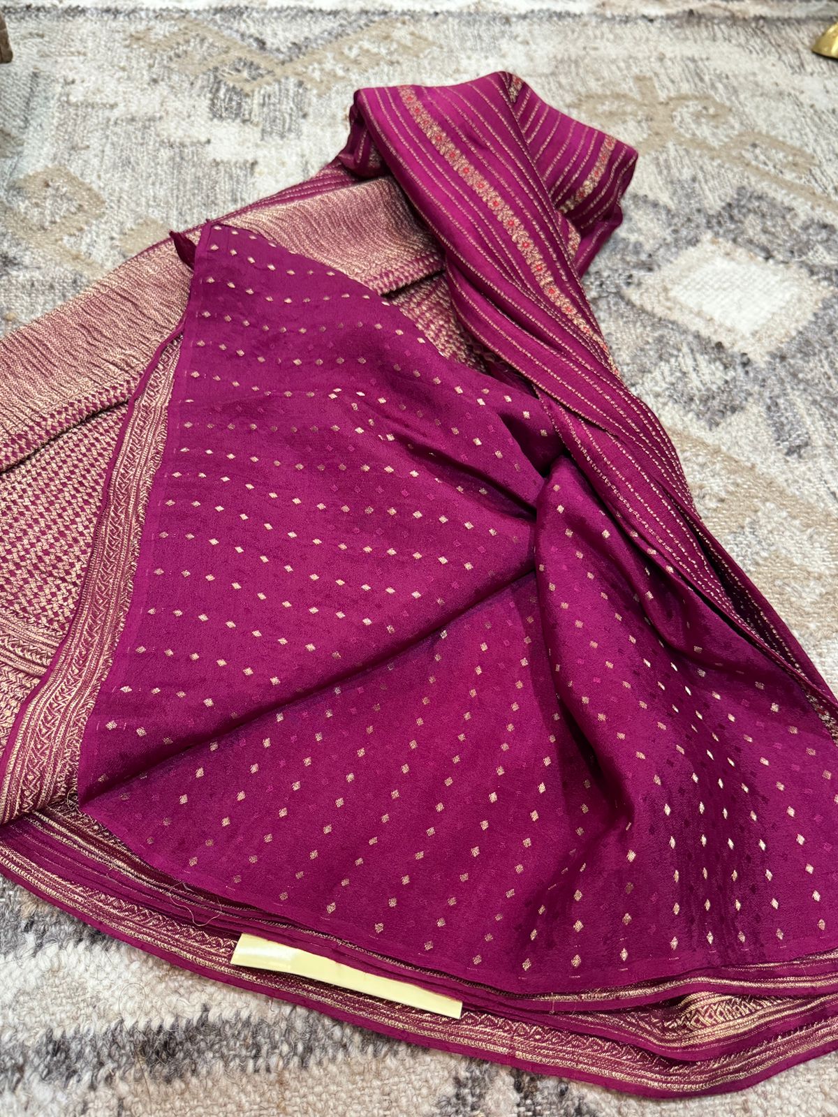 Pure Mysore Brocade Crush Zari Meenakari Weave Crepe Saree - Image 7