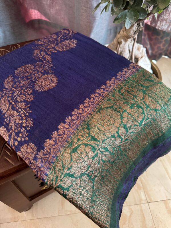 Pure Handloom Raw Silk Leheriya Weave Banarasi Saree - Image 2