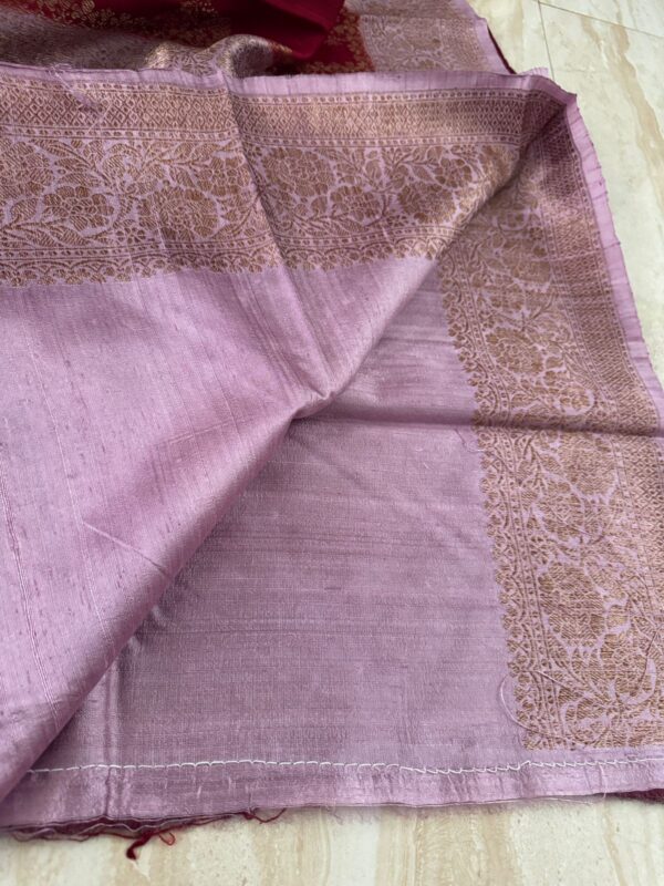 Pure Handloom Raw Silk Banarasi Saree With Leheriya Weave Zari - Image 8