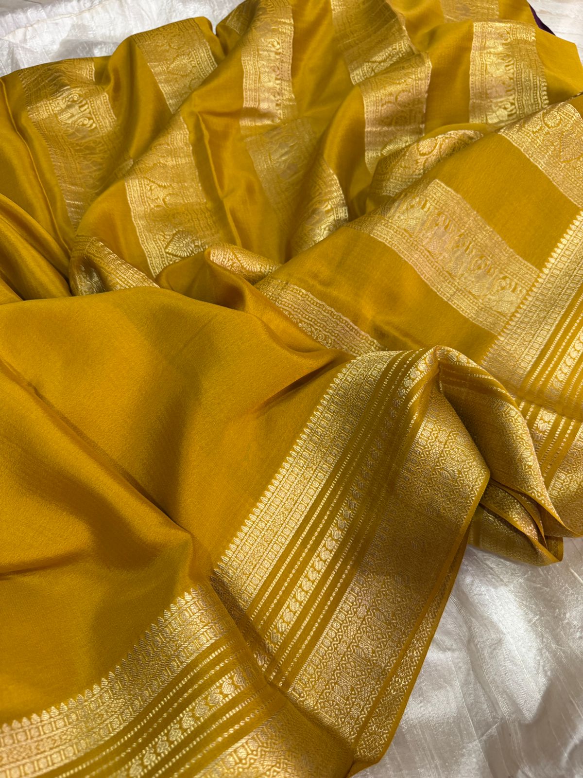 Mysore Crepe Silk Saree With Zari Weave