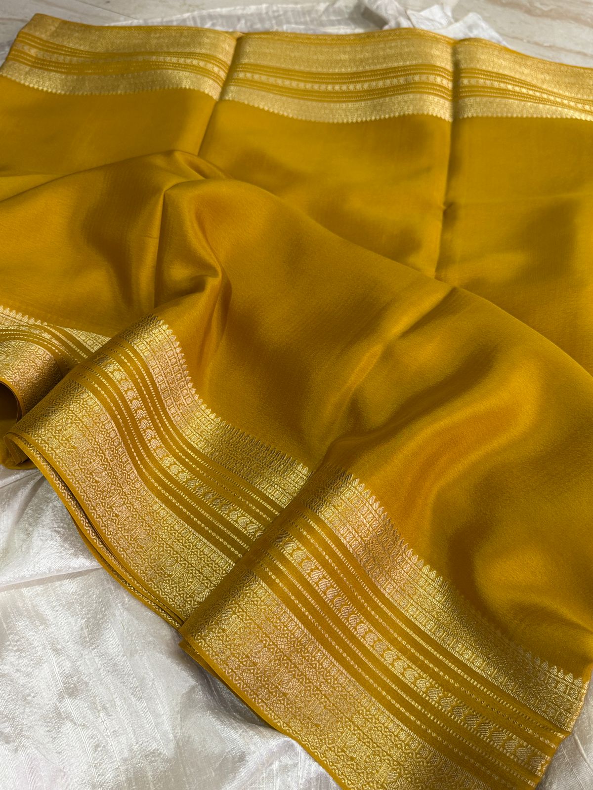 Mysore Crepe Silk Saree With Zari Weave - Image 5