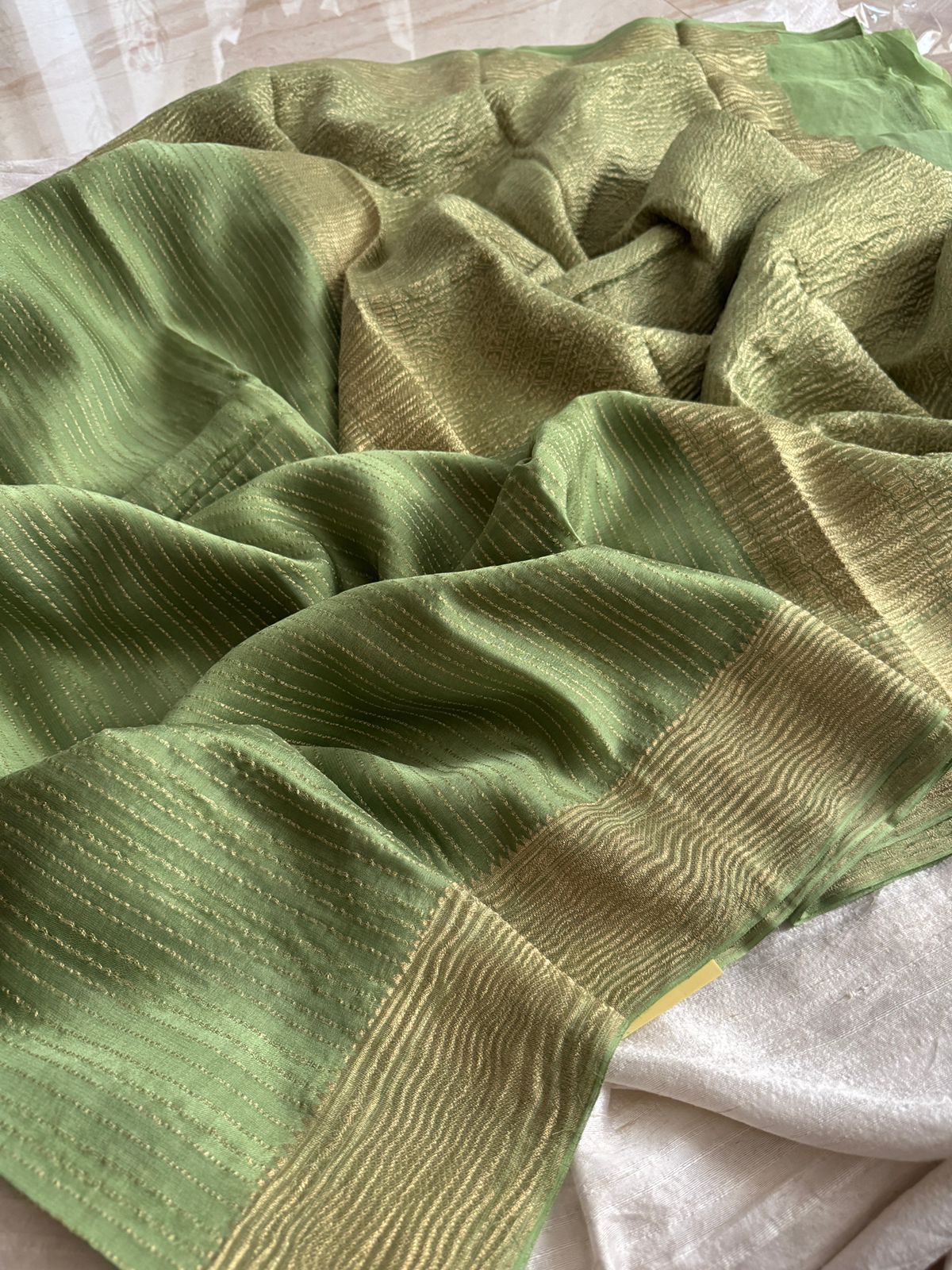 Mysore Crush Zari Weave Crepe Silk Saree