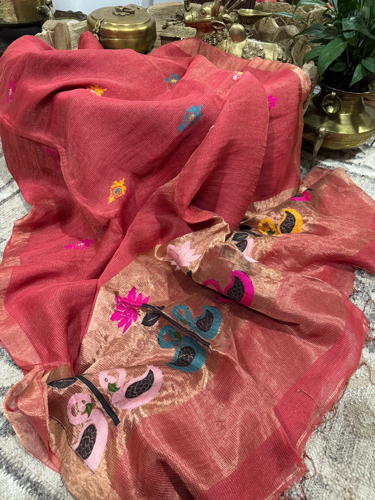Pure Hamdloom Linen Silk Tissue Saree With Jamdani Weave - Image 4