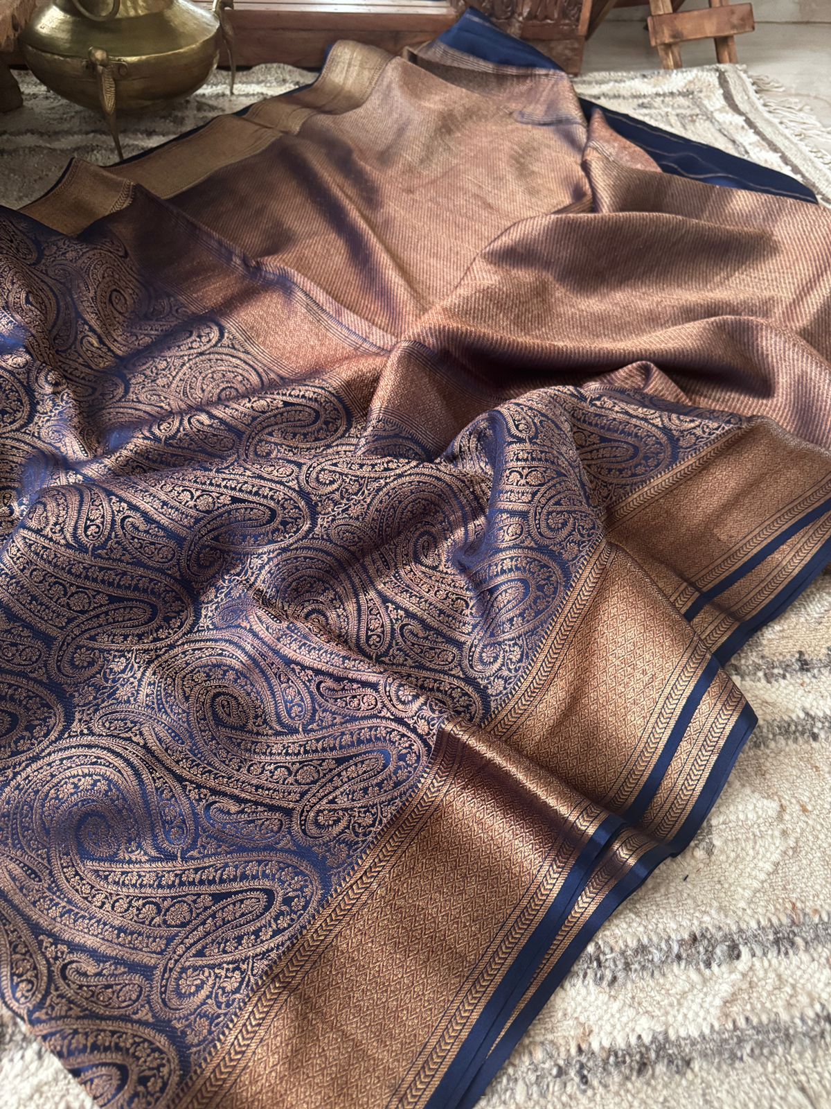 Mysore Brocade Crepe Silk Saree With Antiq Zari Weave - Image 5