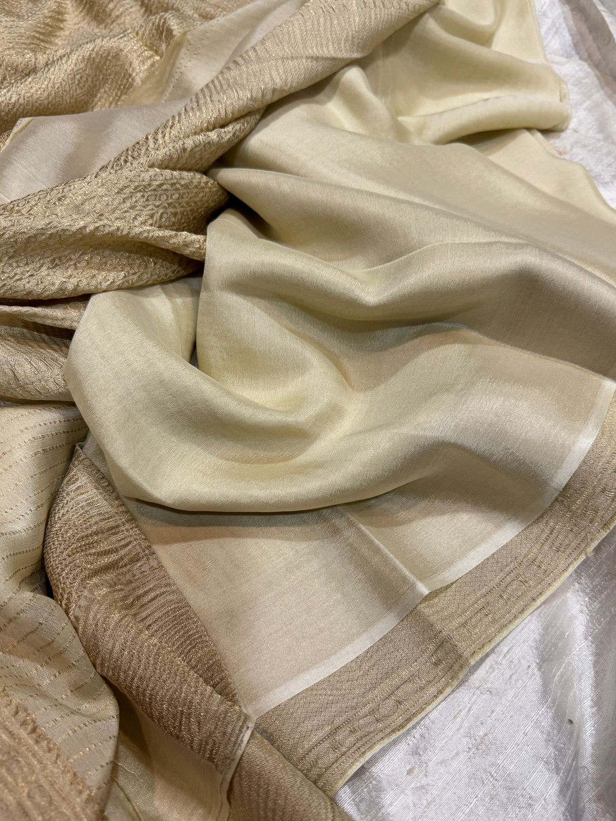 Mysore Crush Zari Weave Crepe Silk Saree - Image 5