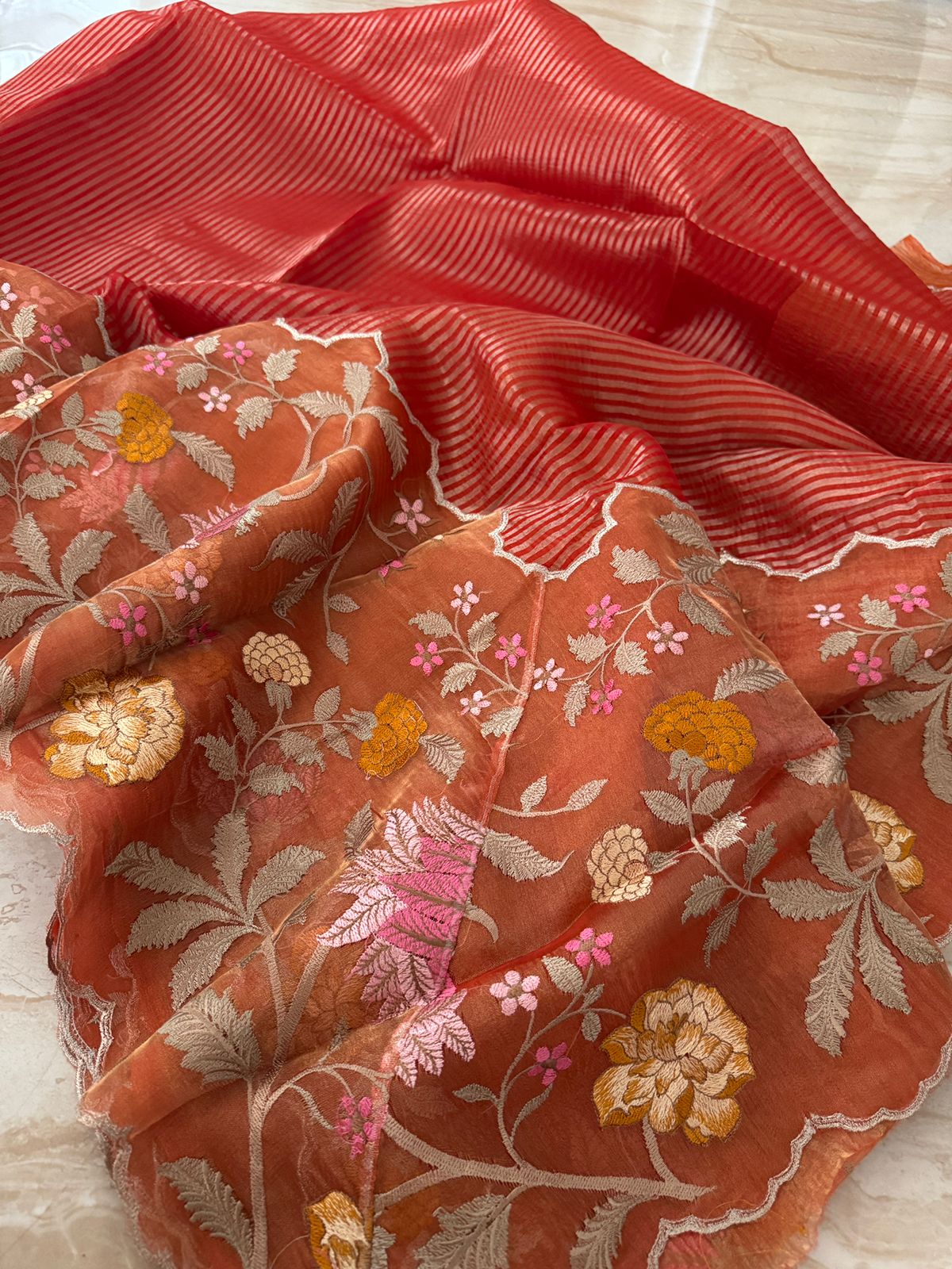 Pure Tissue Organza Saree With Embroidery Border - Image 4