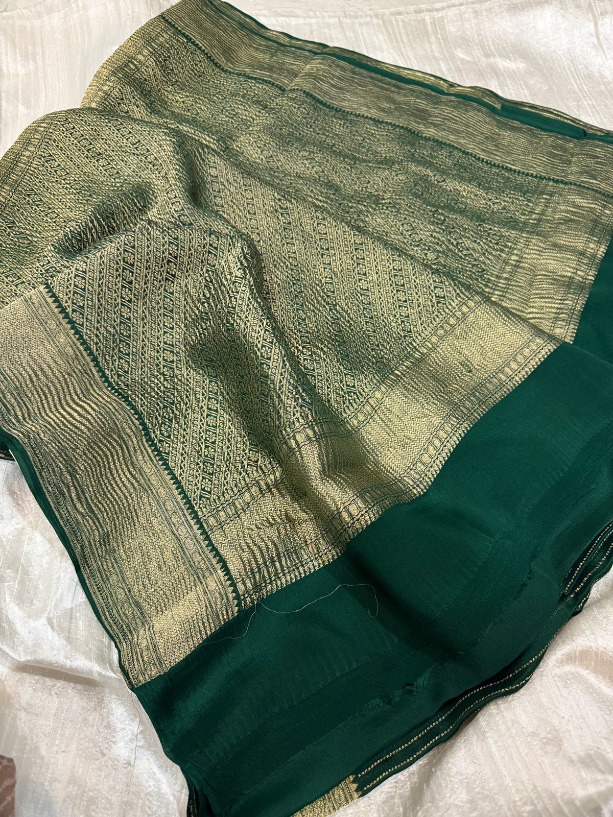 Mysore Crush Zari Weave Crepe Silk Saree - Image 4