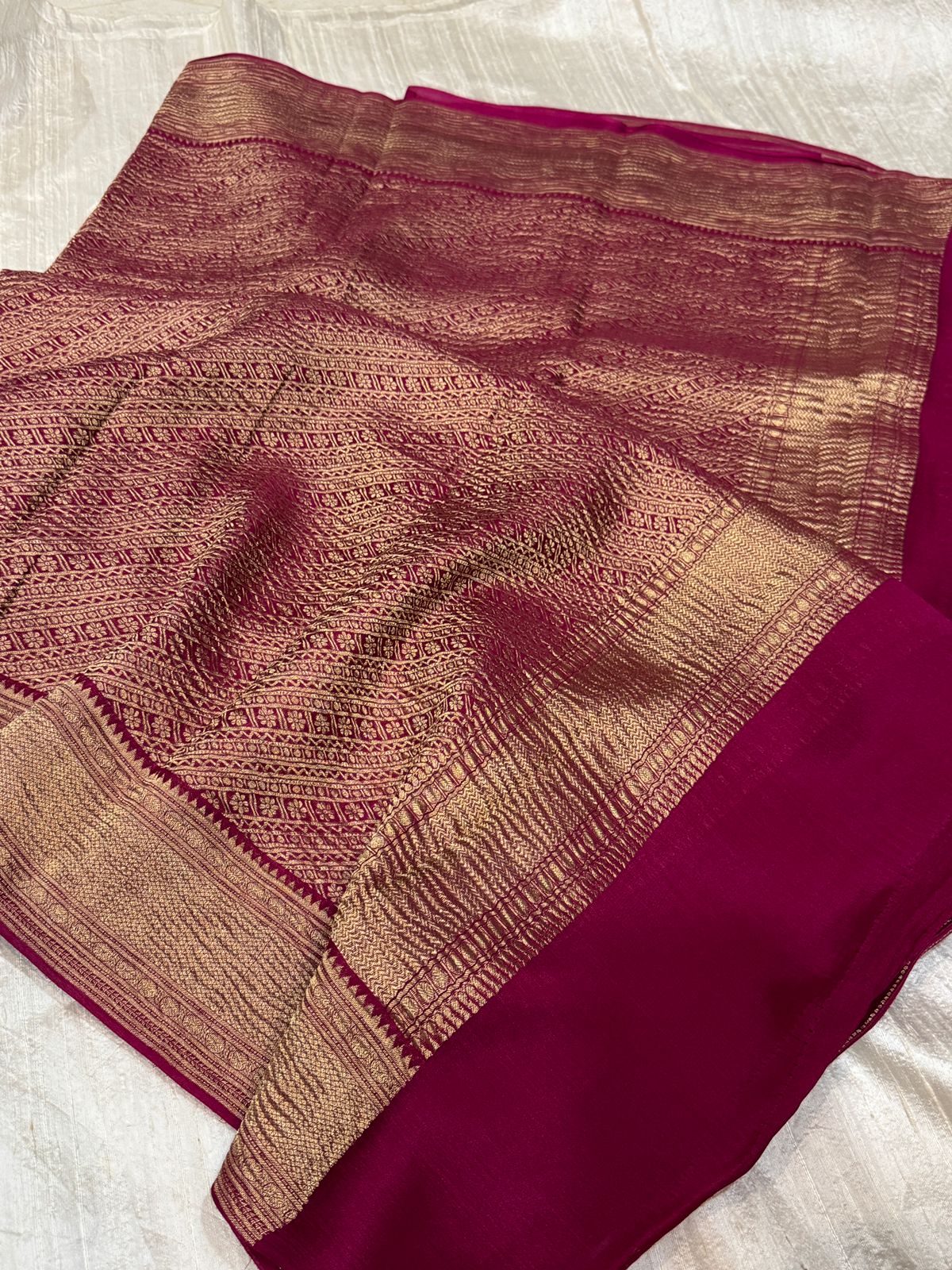Mysore Crush Zari Weave Crepe Silk Saree - Image 4