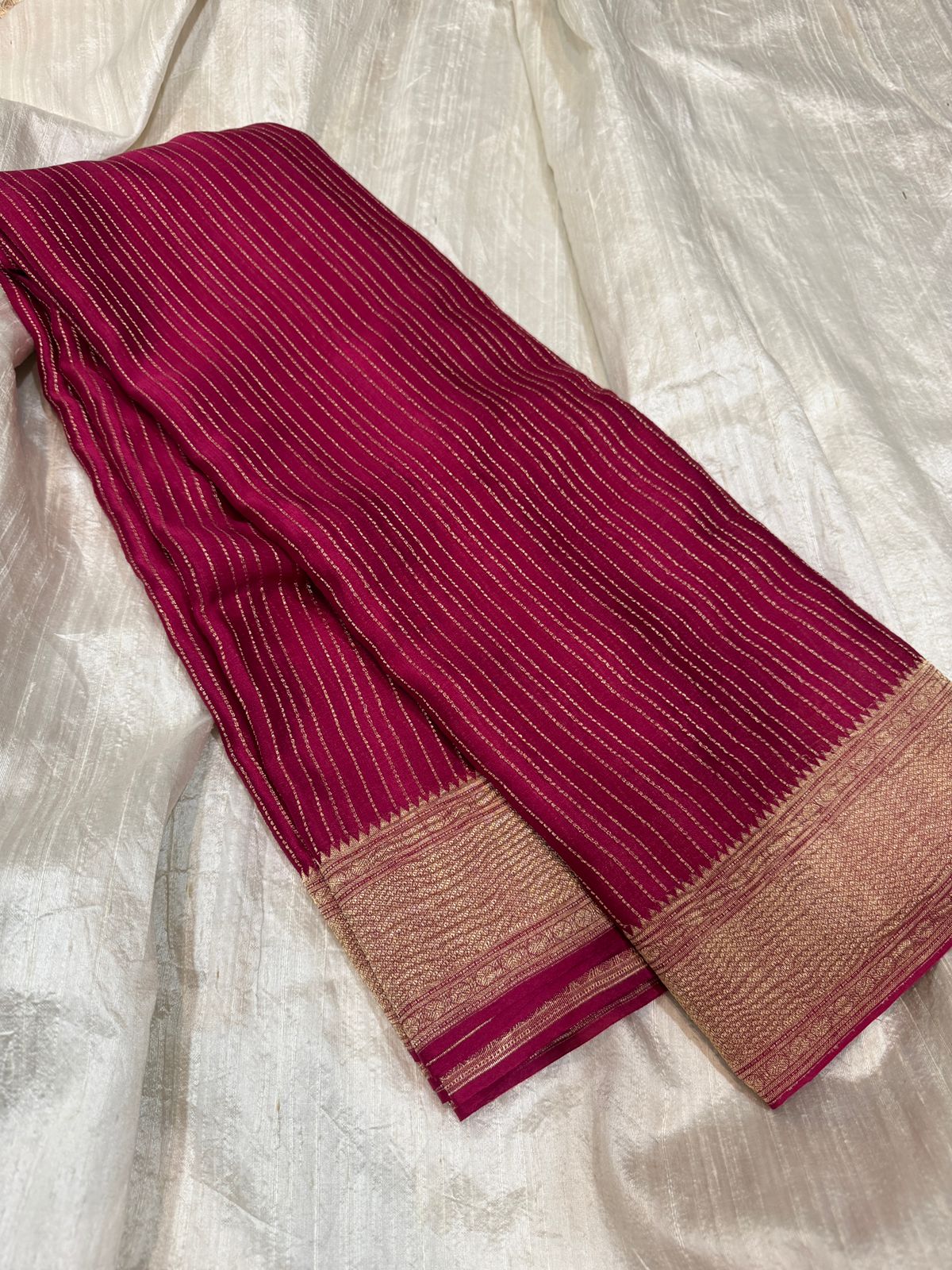 Mysore Crush Zari Weave Crepe Silk Saree - Image 3