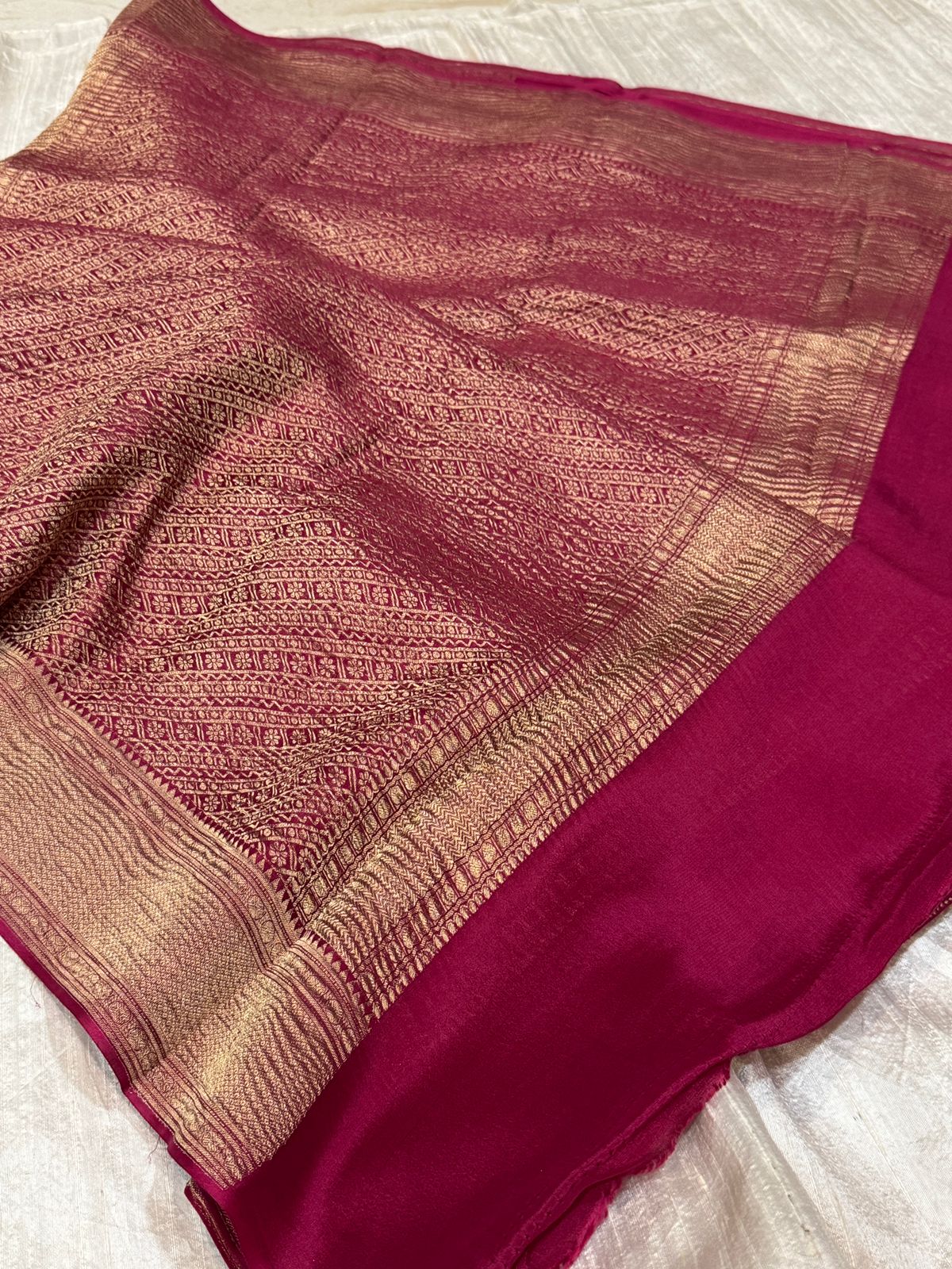Mysore Crush Zari Weave Crepe Silk Saree - Image 7