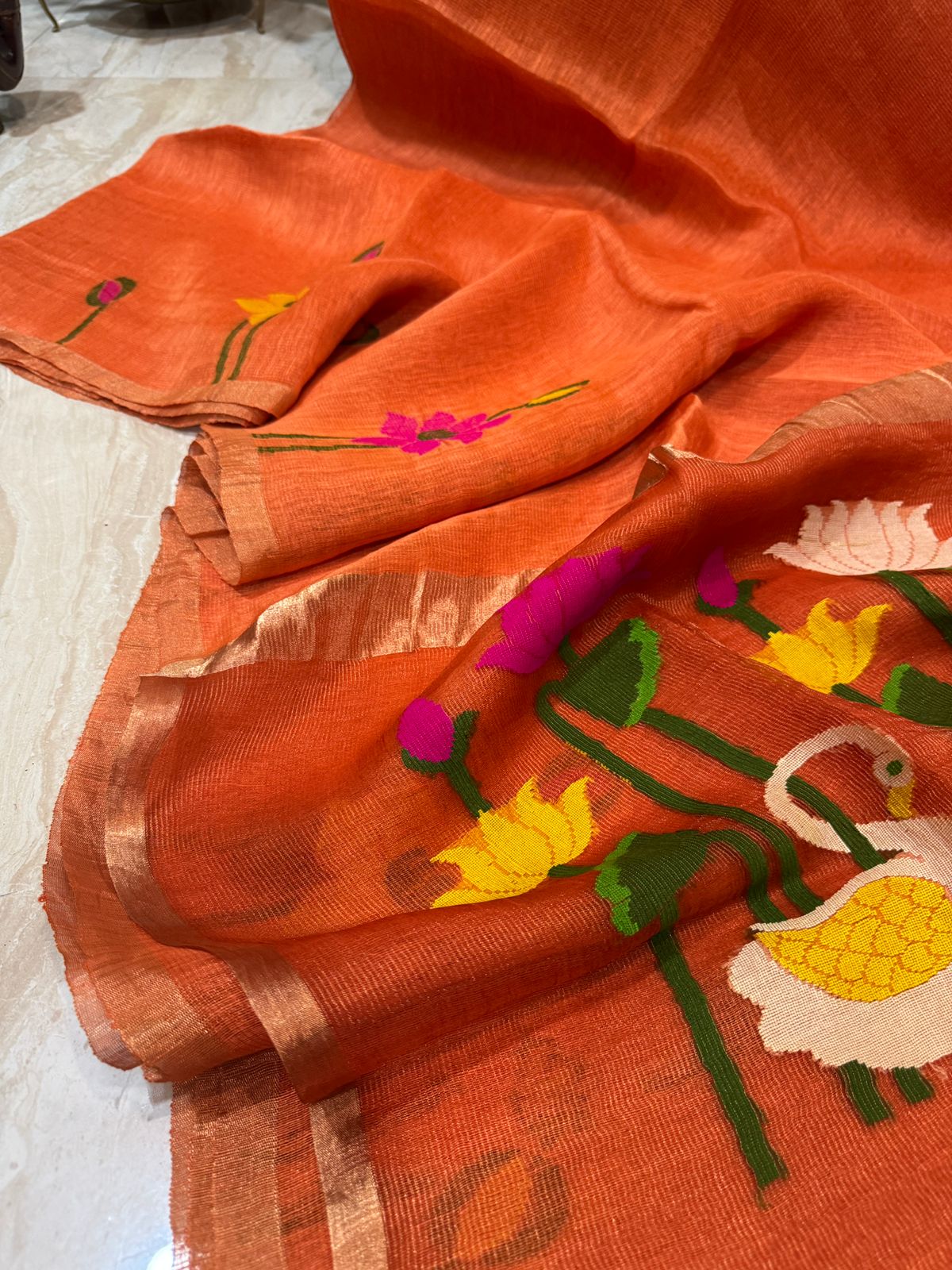 Pure Handloom Linen Silk Tissue Jamdani Weave Saree - Image 3