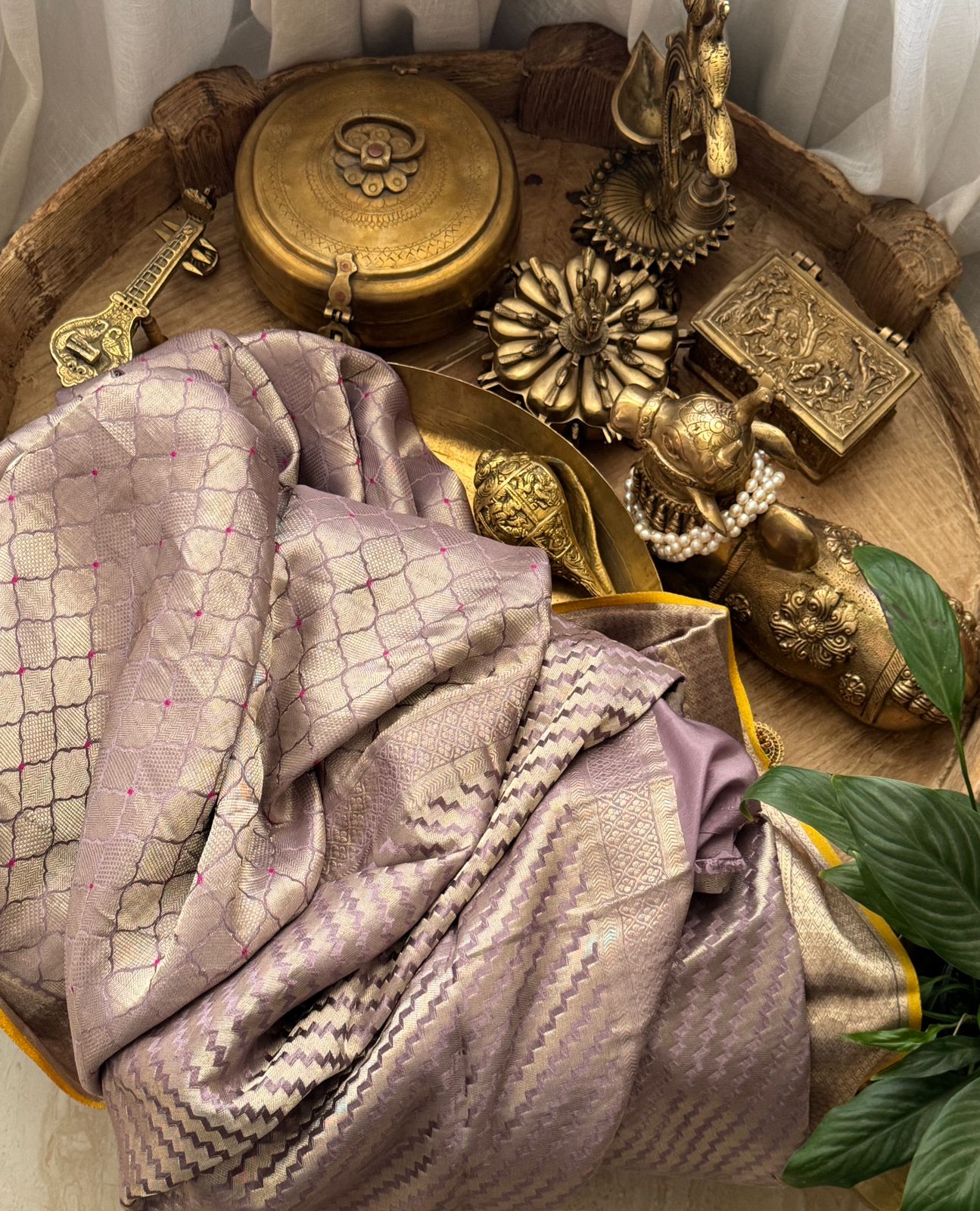 Pure Mysore Brocade Crepe Silk Saree With Meenakari Weave - Image 4