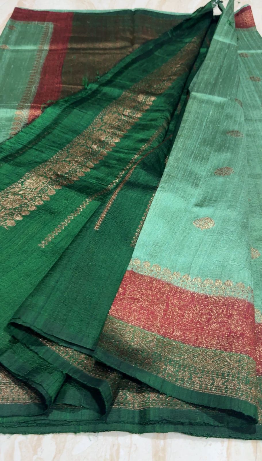 Pure Handloom Raw Silk Banarasi Saree - Image 7