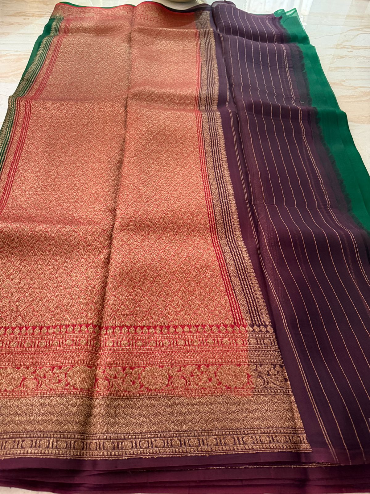 Pure Handloom Kora Banarasi Saree With Kadua Weave Zari - Image 3