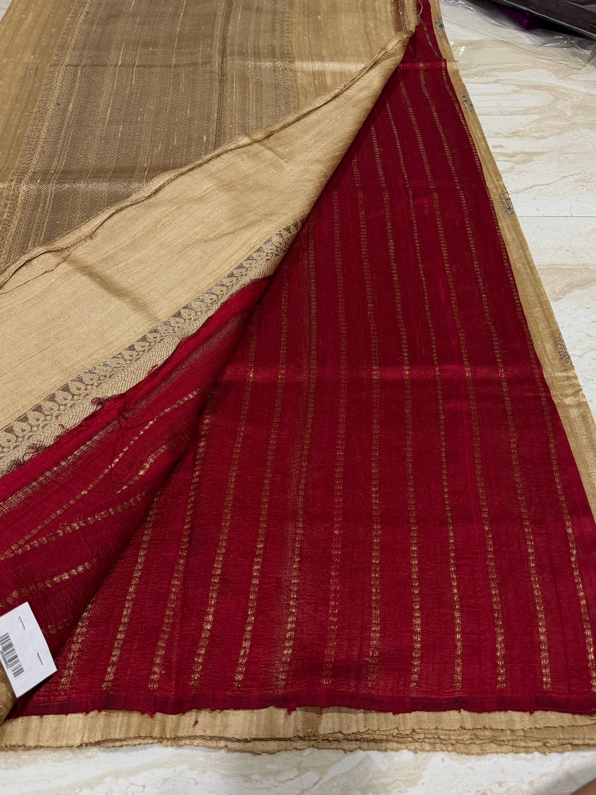 Pure Handloom Tussar Raw Silk Banarasi Saree With Meenakari Weave - Image 4