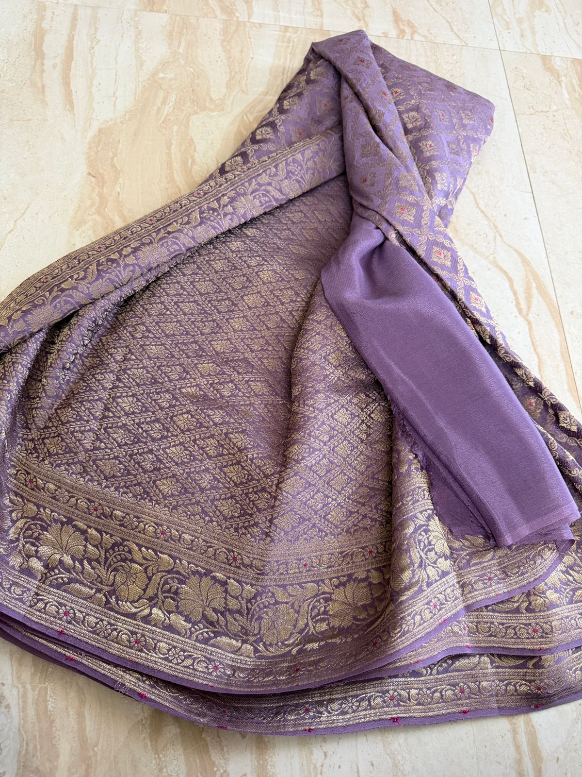 Pure Mysore Brocade Crepe Silk Saree With Meenakari Wewve - Image 6