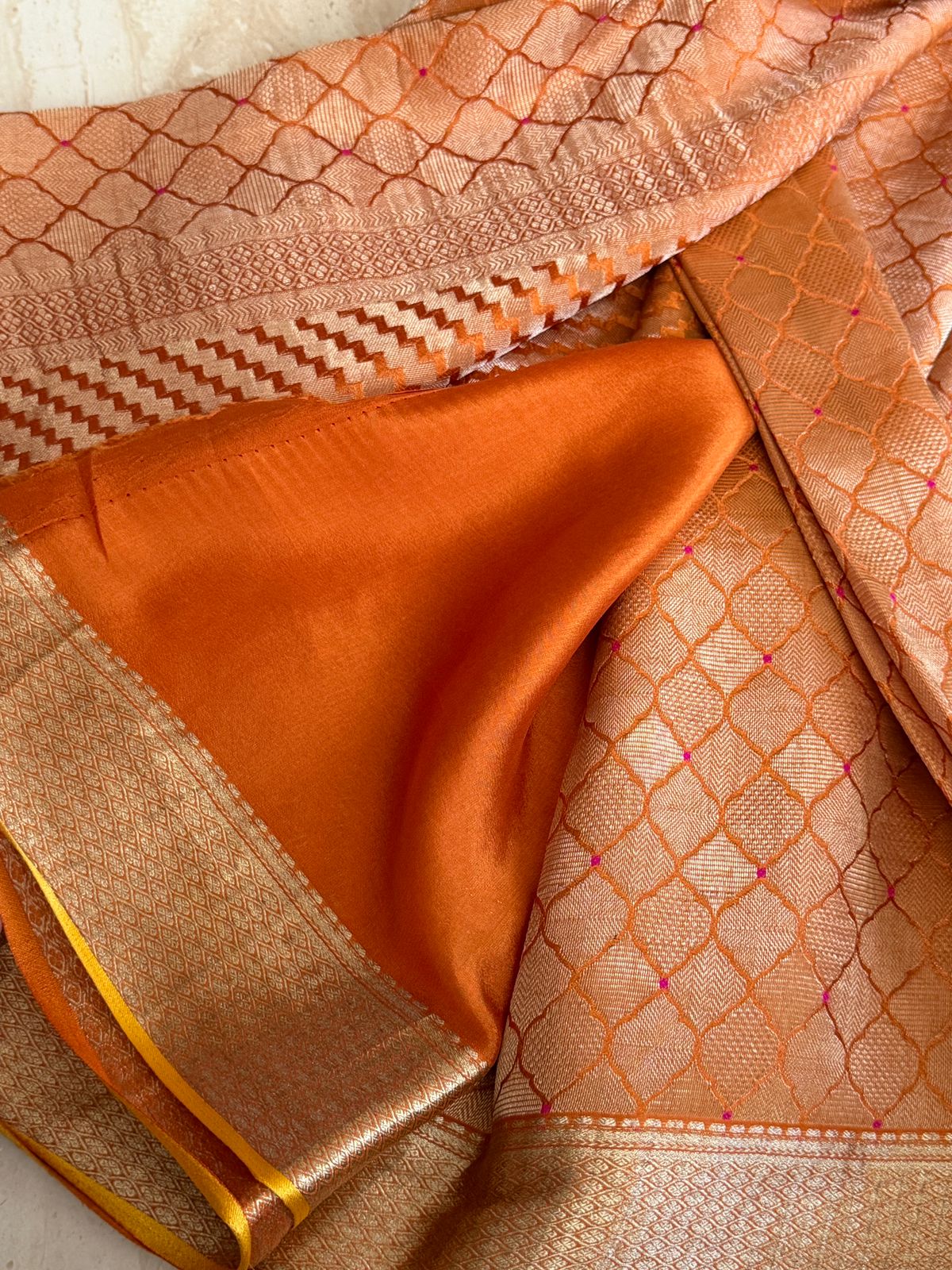 Pure Mysore Brocade Crepe Silk Saree With Meenakari Weav - Image 4