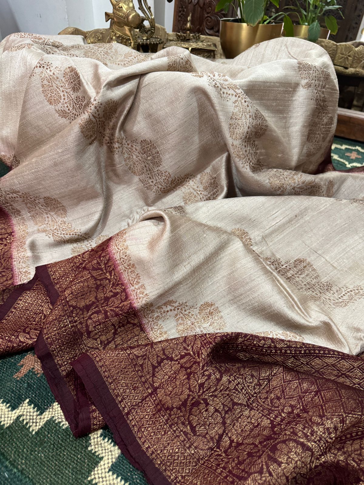 Pure Handloom Raw Silk Lehriya Weave Zari Saree - Image 7