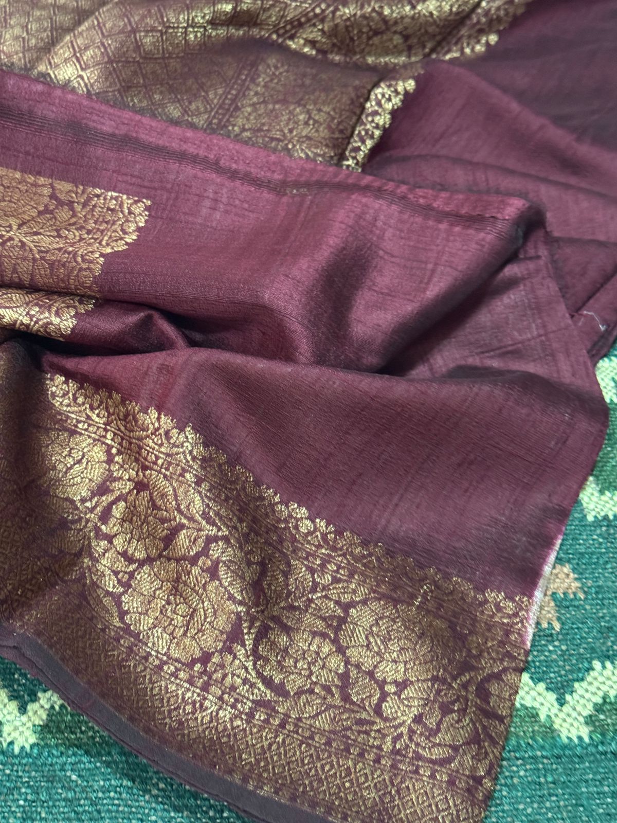Pure Handloom Raw Silk Lehriya Weave Zari Saree - Image 10
